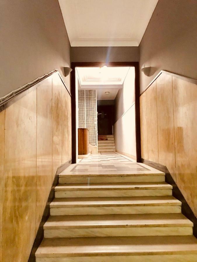 Kaniggos- 3 Bedrooms Apartment Афины Экстерьер фото